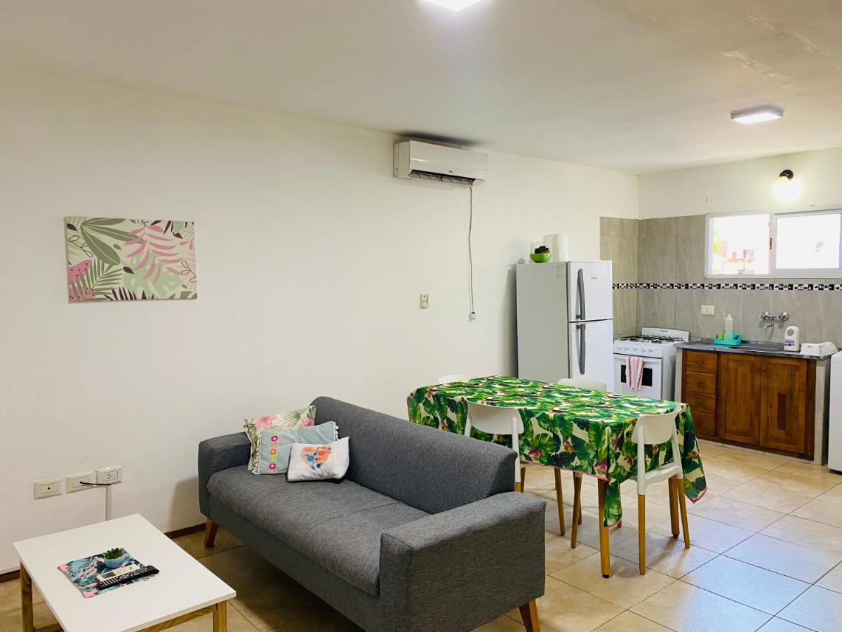 푸에르토이과수 Calido Departamento 아파트 외부 사진